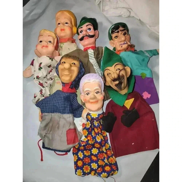 Vintage Mr Rodgers, Steiff Hand-Puppets and more - Picture 1 of 8